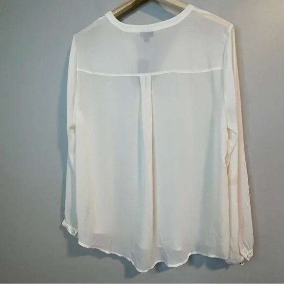 Torrid Ivory Long Sleeve Pintuck Buttonfront Blouse - Picture 2 of 8